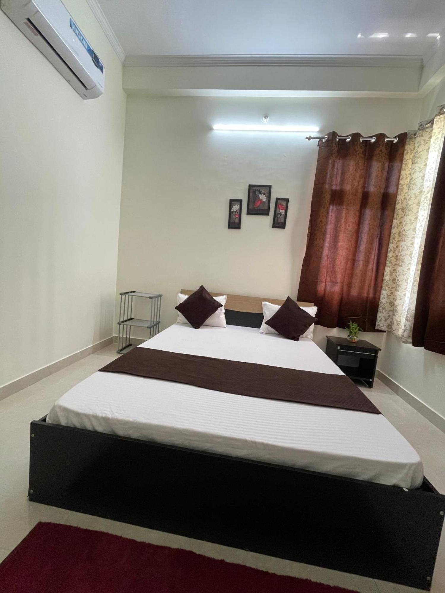 Atulyam Stays Sushant Golf City Lucknow Extérieur photo